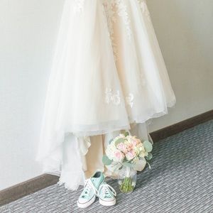 Plus size wedding gown